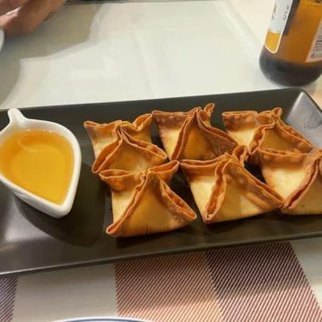 Crab Rangoon (6).